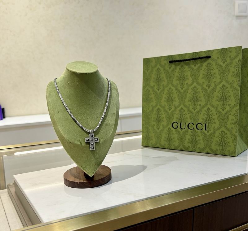 Gucci Necklace 05yxs102